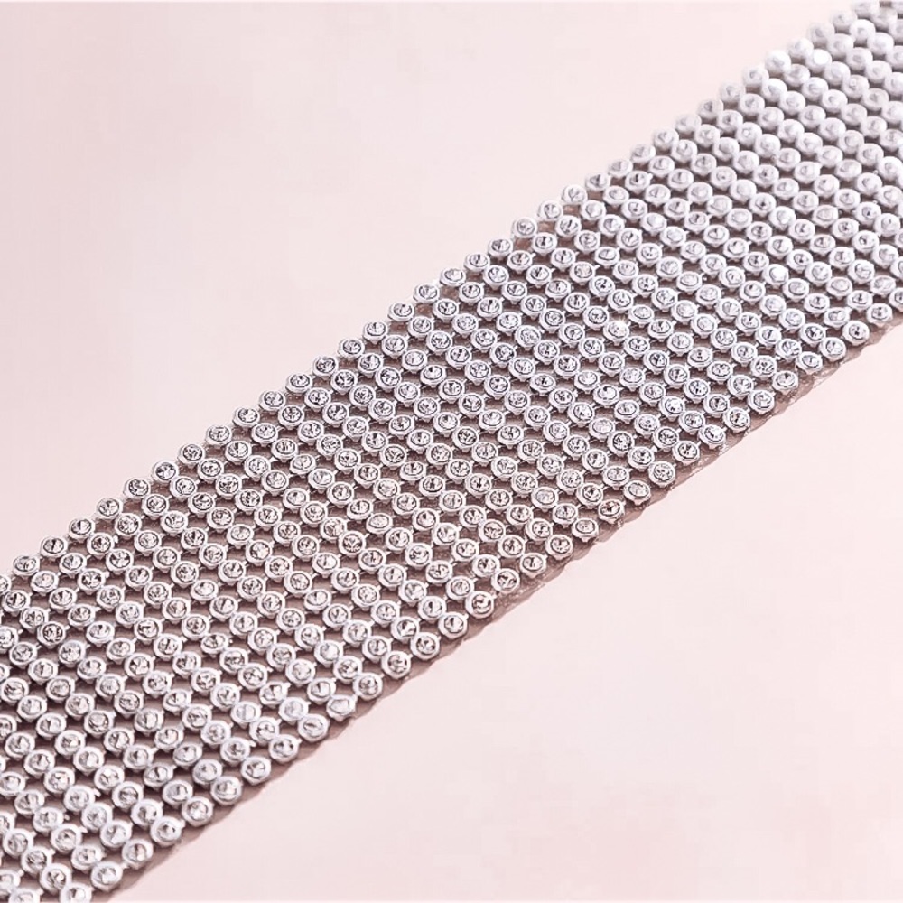 ⚜️𝟯𝟬%𝗢𝗙𝗙 𝗯𝘂𝗻𝗱𝗹𝗲𝘀 𝟯+⚜️ NEW Wide Glamorous Rhinestone Choker - Picture 6 of 15